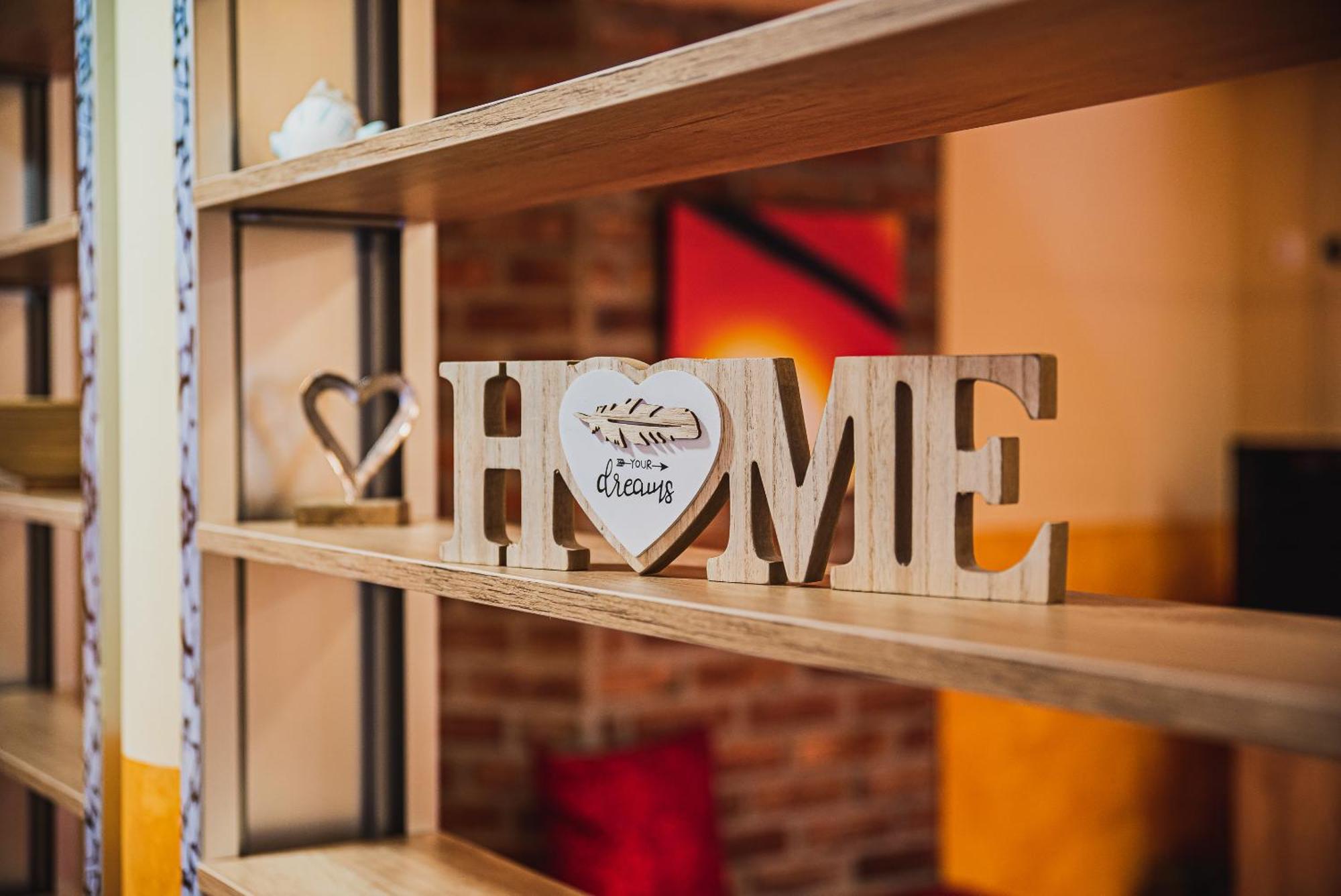 Lux Living Apartments Budic Near Terme Catez Brežice الغرفة الصورة
