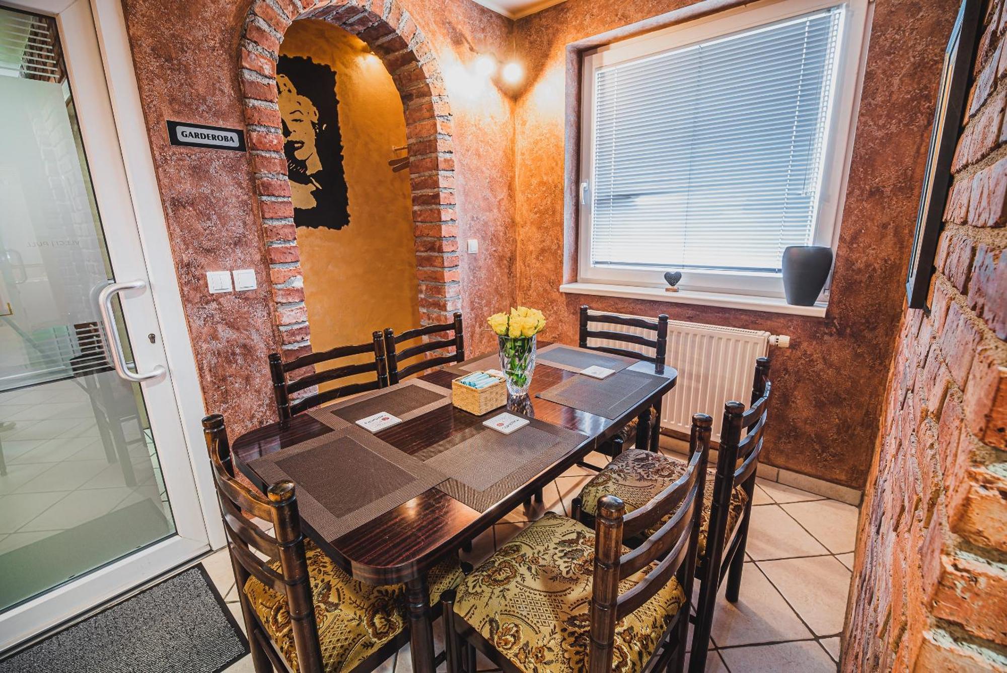 Lux Living Apartments Budic Near Terme Catez Brežice الغرفة الصورة